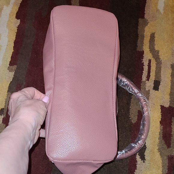 Handbag - Picture 6 of 7